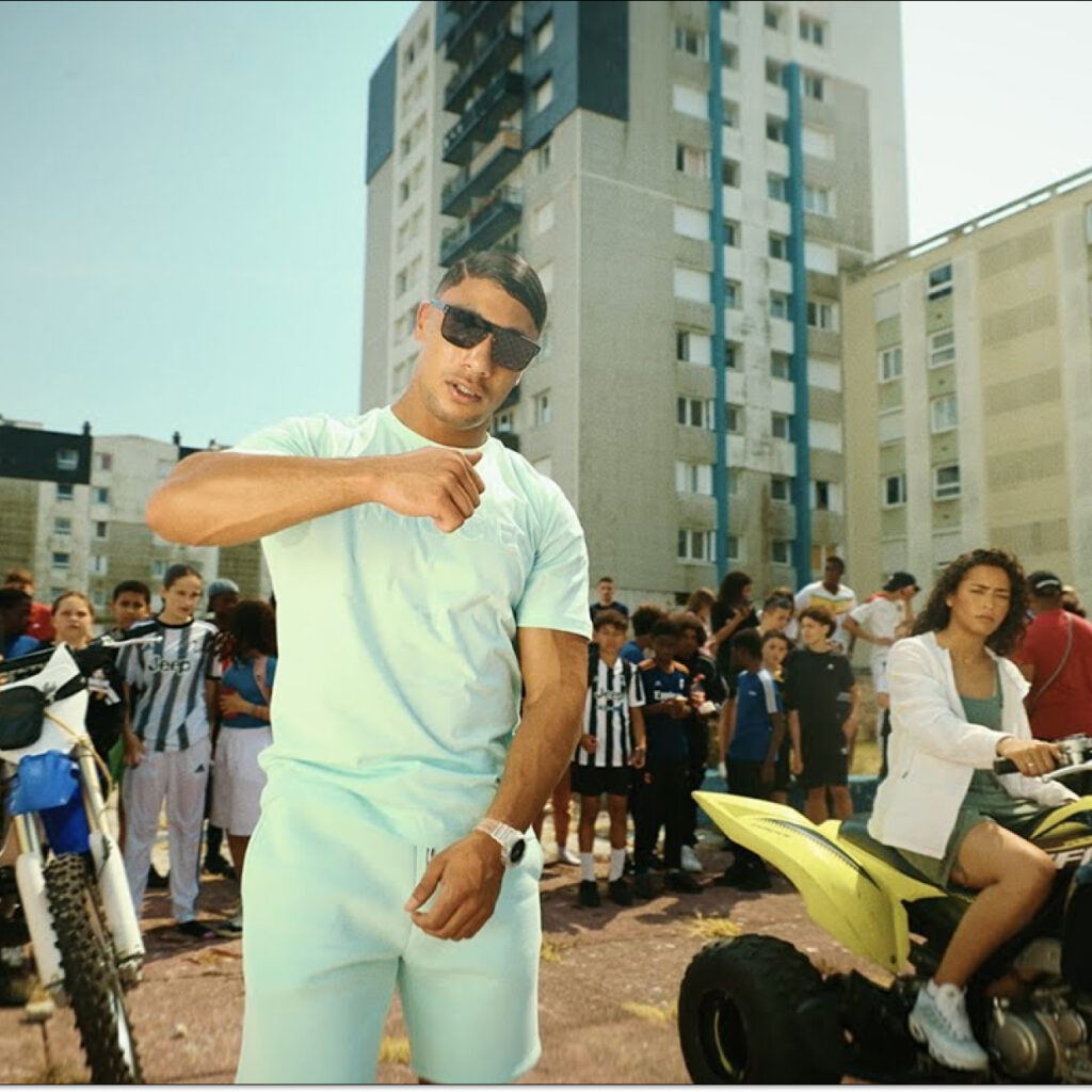 Maes accusé d'avoir mis la tête à prix de plusieurs hommes