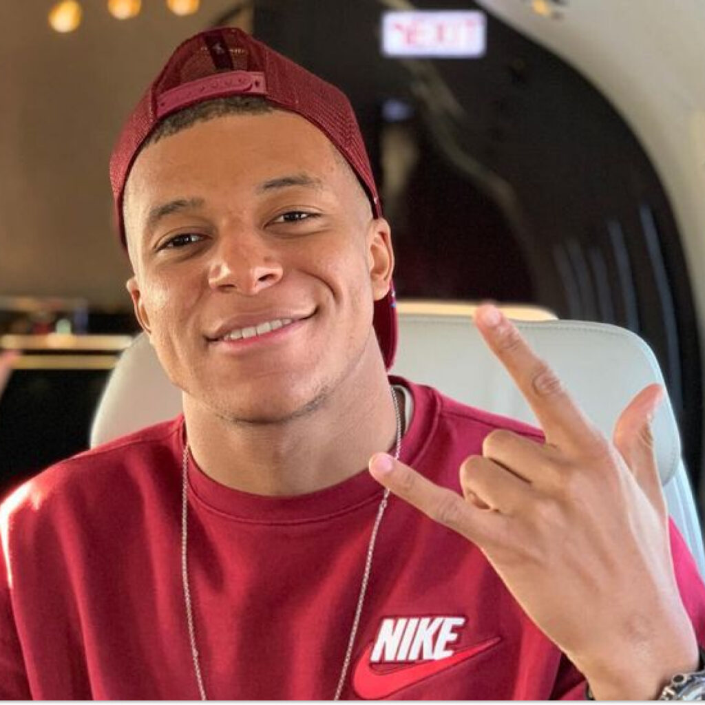 Kylian Mbappé cash sur le départ de Didier Deschamps : "on ne le chasse pas"