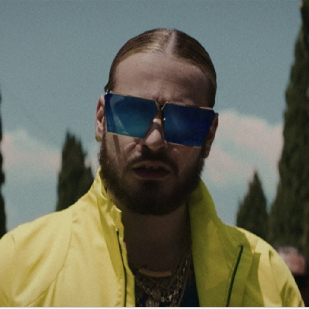 SCH reconverti musicien...à la flûte à bec