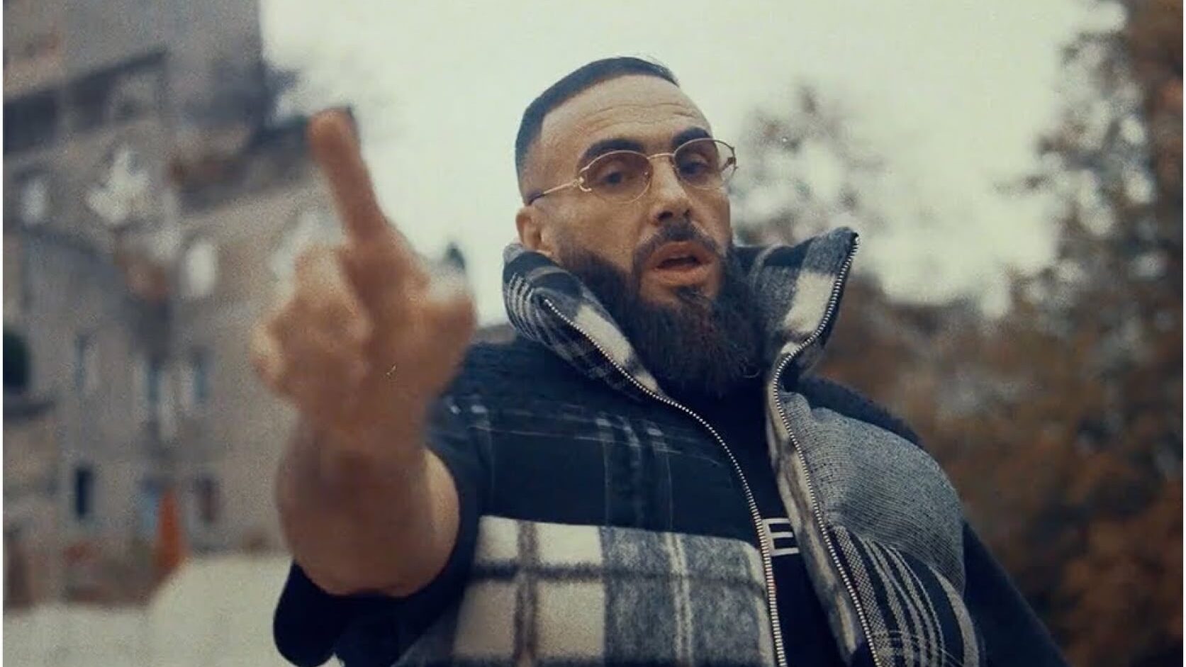 « Une malédiction s’exerce sur le rap » : Médine s’exprime sur la difficulté des rappeurs en ce moment