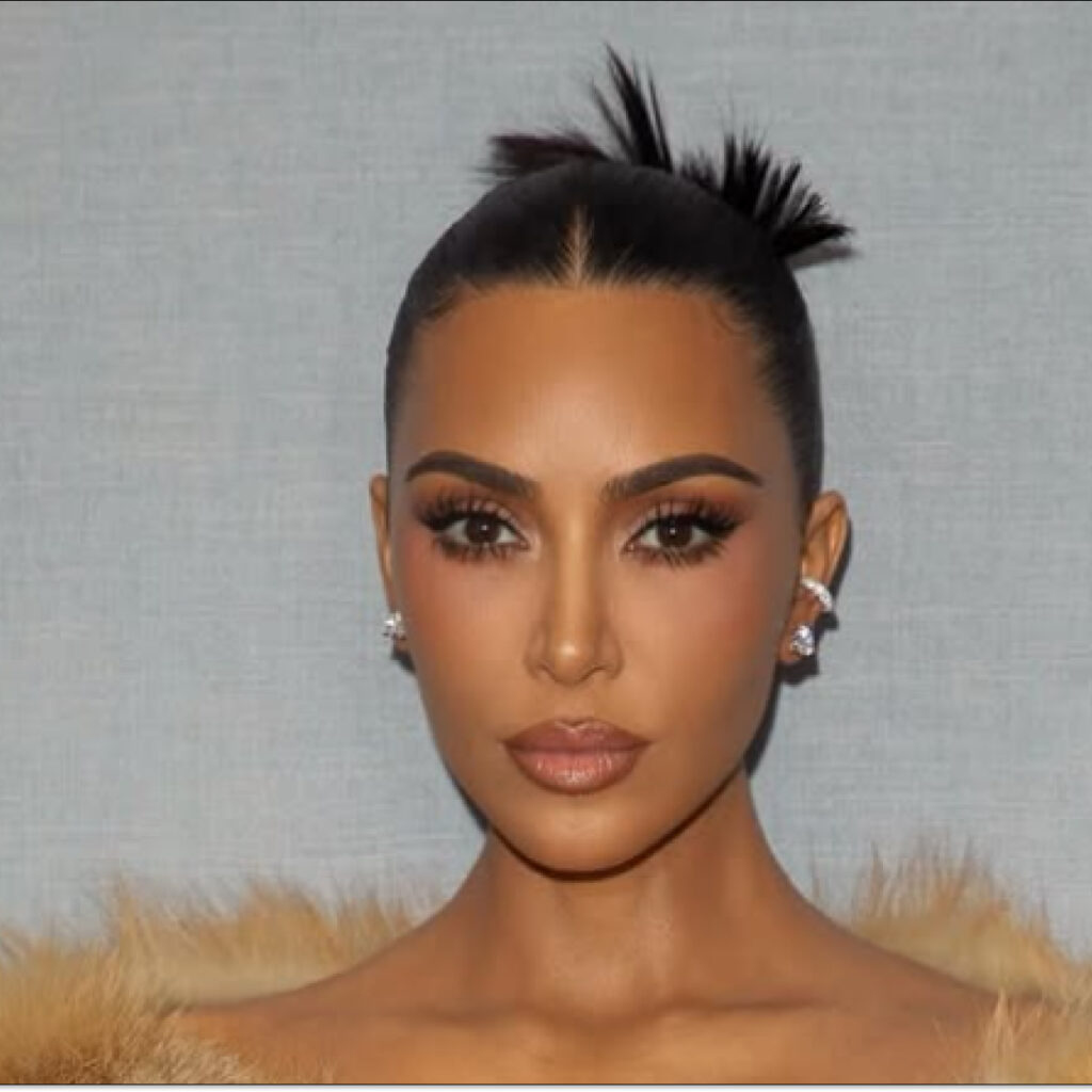 Kim Kardashian a réussi à s'embrouiller avec ChatGPT avec qui elle a... une relation toxique