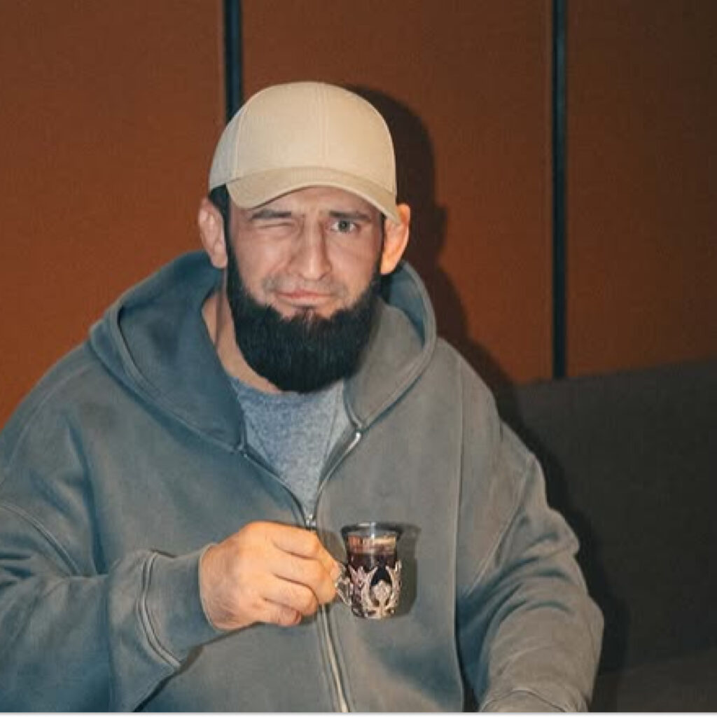 Khamzat Chimaev n'est plus partant pour un combat face à Nassourdine Imavov : découvrez pourquoi