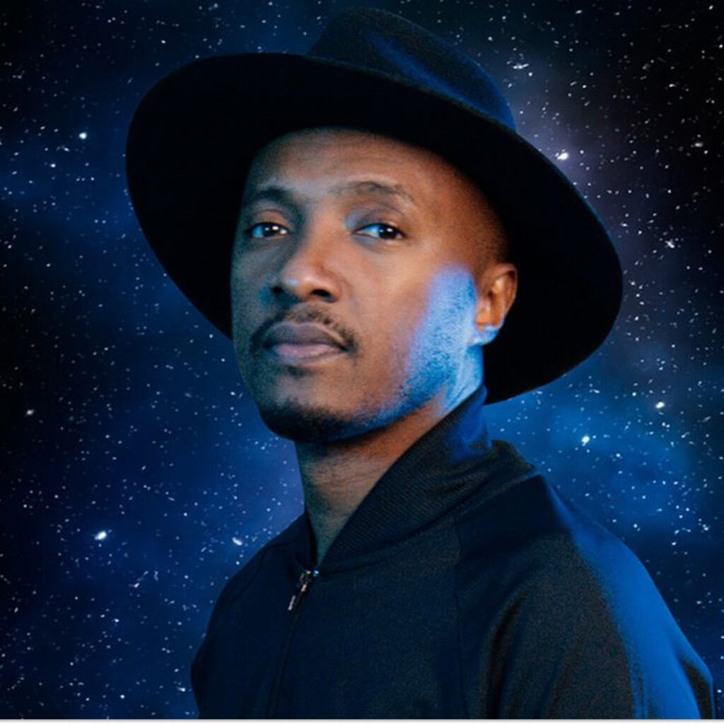 Soprano annonce le nom de son nouvel album et qu'il fera « tous les stades de France » pour sa prochaine tournée