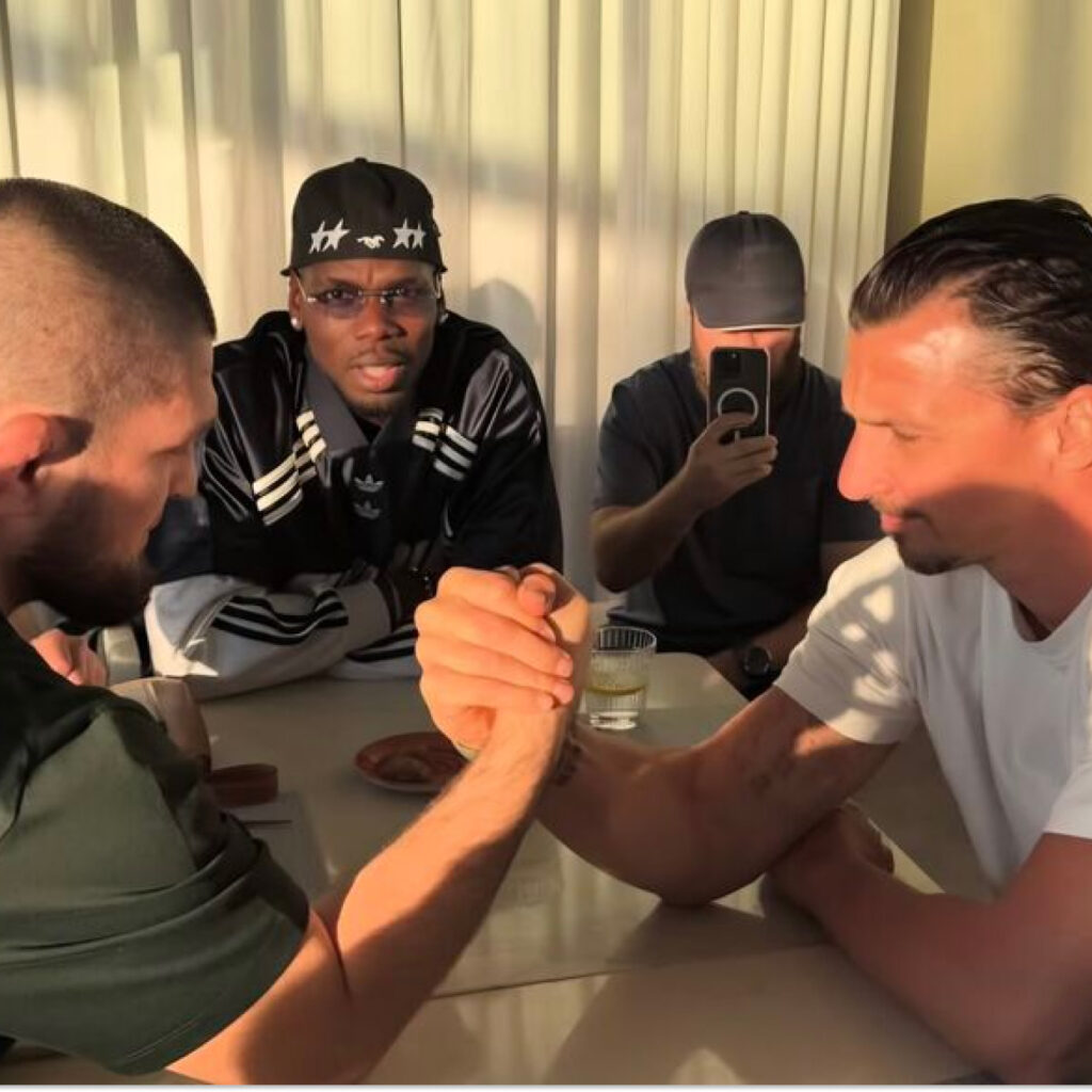 Quand Zlatan Ibrahimovic se frotte à Khabib Nurmagomedov lors d'un bras de fer
