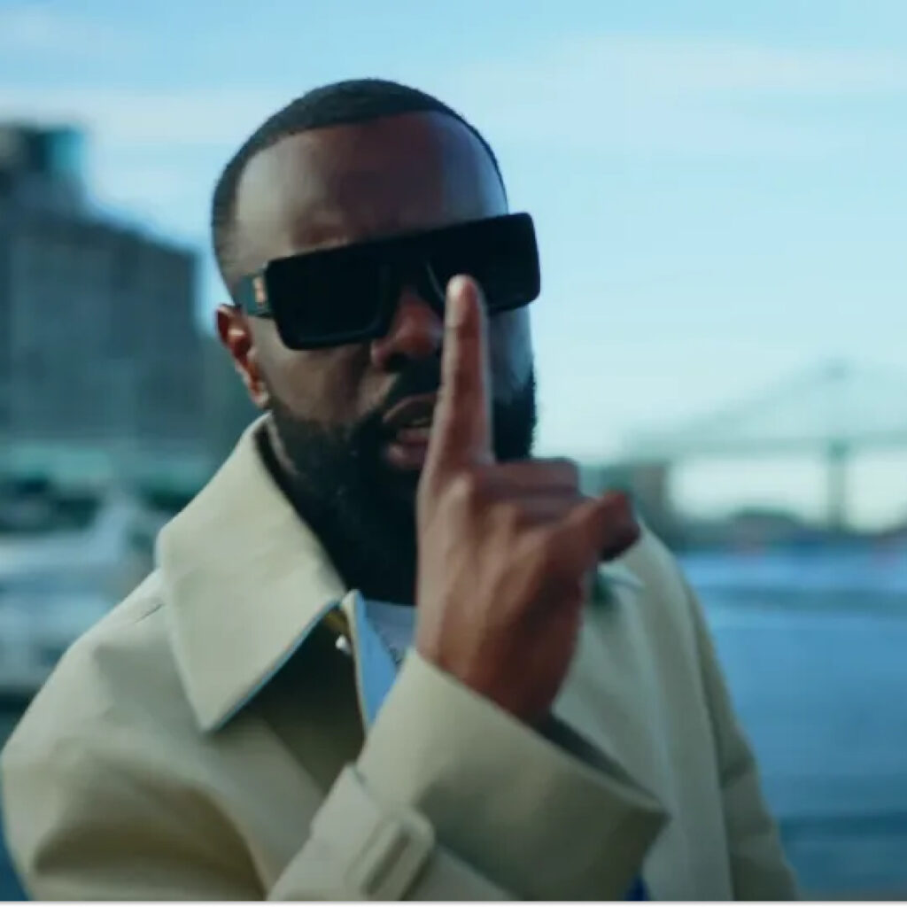 Gims surprend tout le monde : il annonce la sortie d'un morceau 100% rap