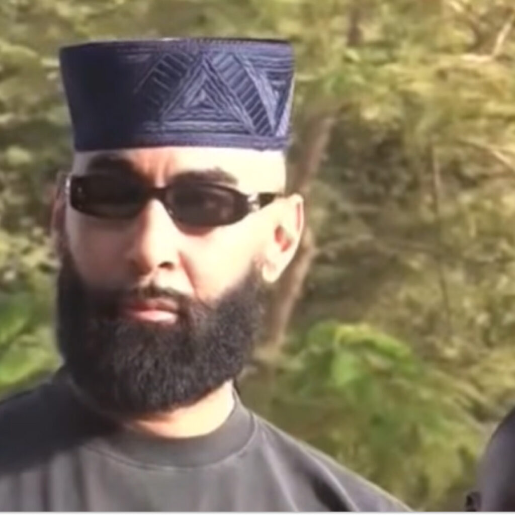 La Fouine solidaire envers le Burkina Faso : il fait des dons afin d'aider le peuple et le pays