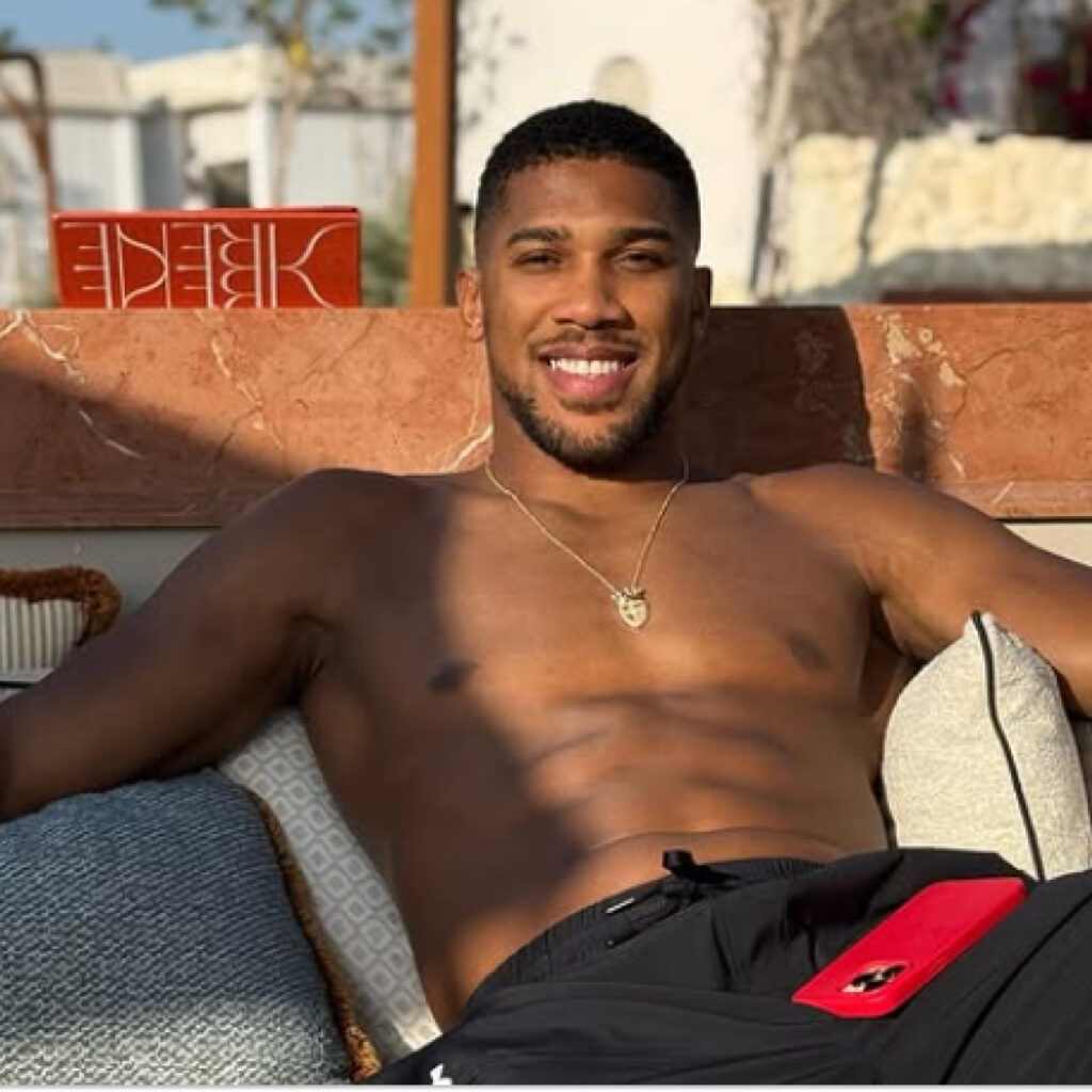 Anthony Joshua impliqué dans un accident de la route mortel au Nigeria