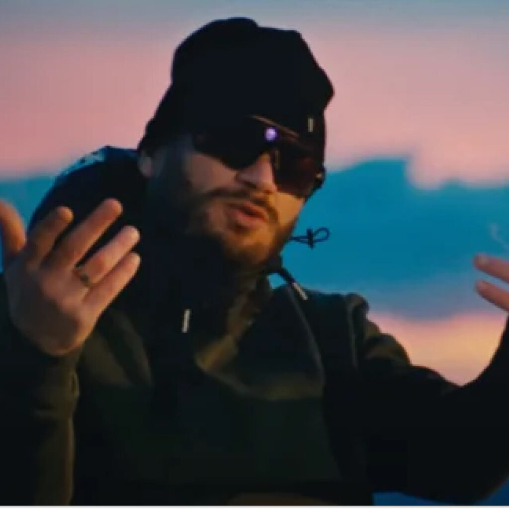 Jul devient le premier rappeur à dépasser les 10 millions d’albums vendus