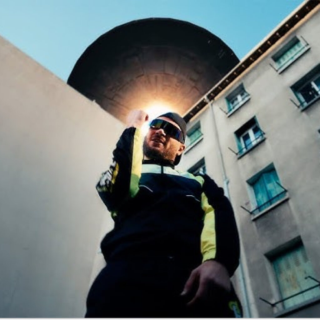 Jul réalise le meilleur démarrage de l'année et de sa carrière avec son nouvel album