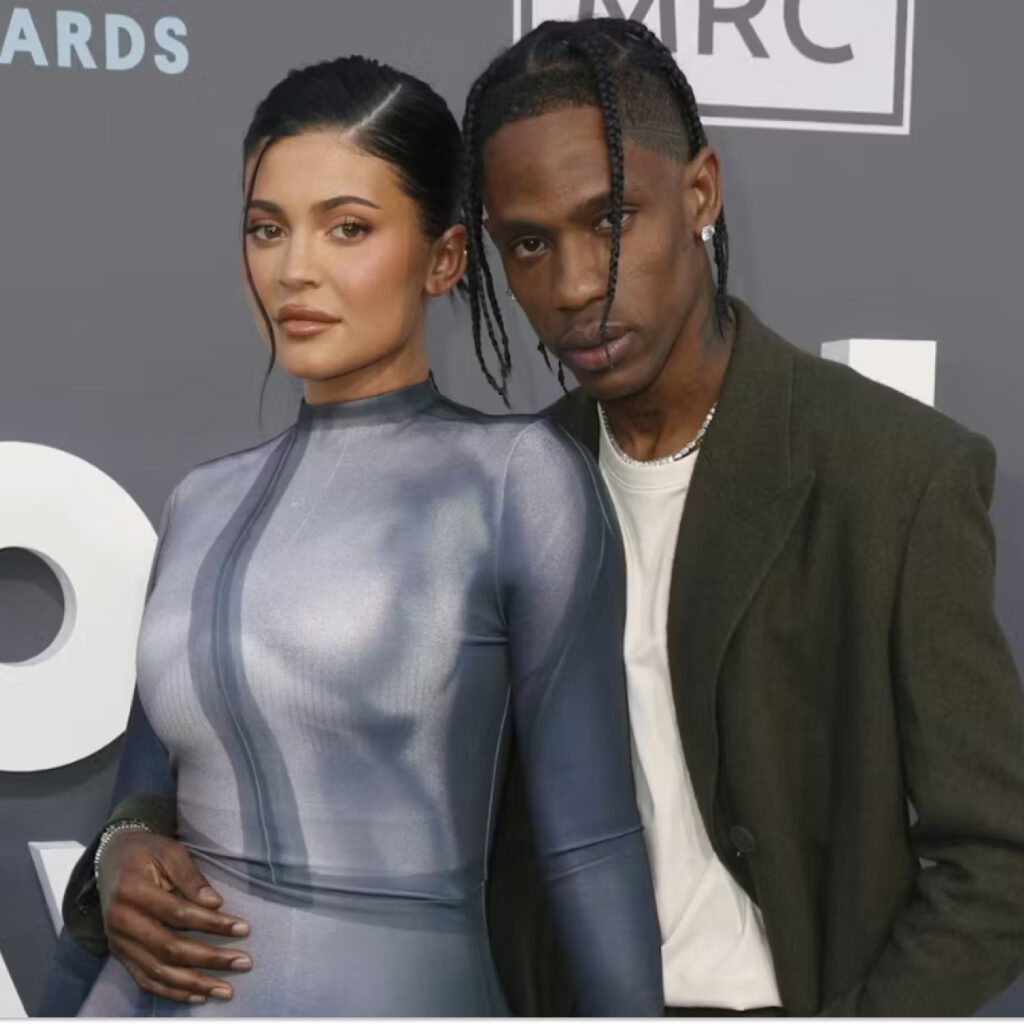 Travis Scott se confie sur ses deux enfants et leur interdiction de toucher à l'IA